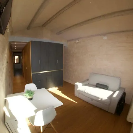 Biennale House * Venetië